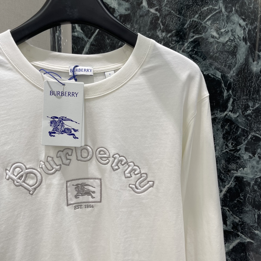 BBR 秋冬新款 圆领刺绣长袖T恤 胸前点缀刺绣字母➕战马徽标图案品牌自带的时尚感立现随心打造休闲风格 