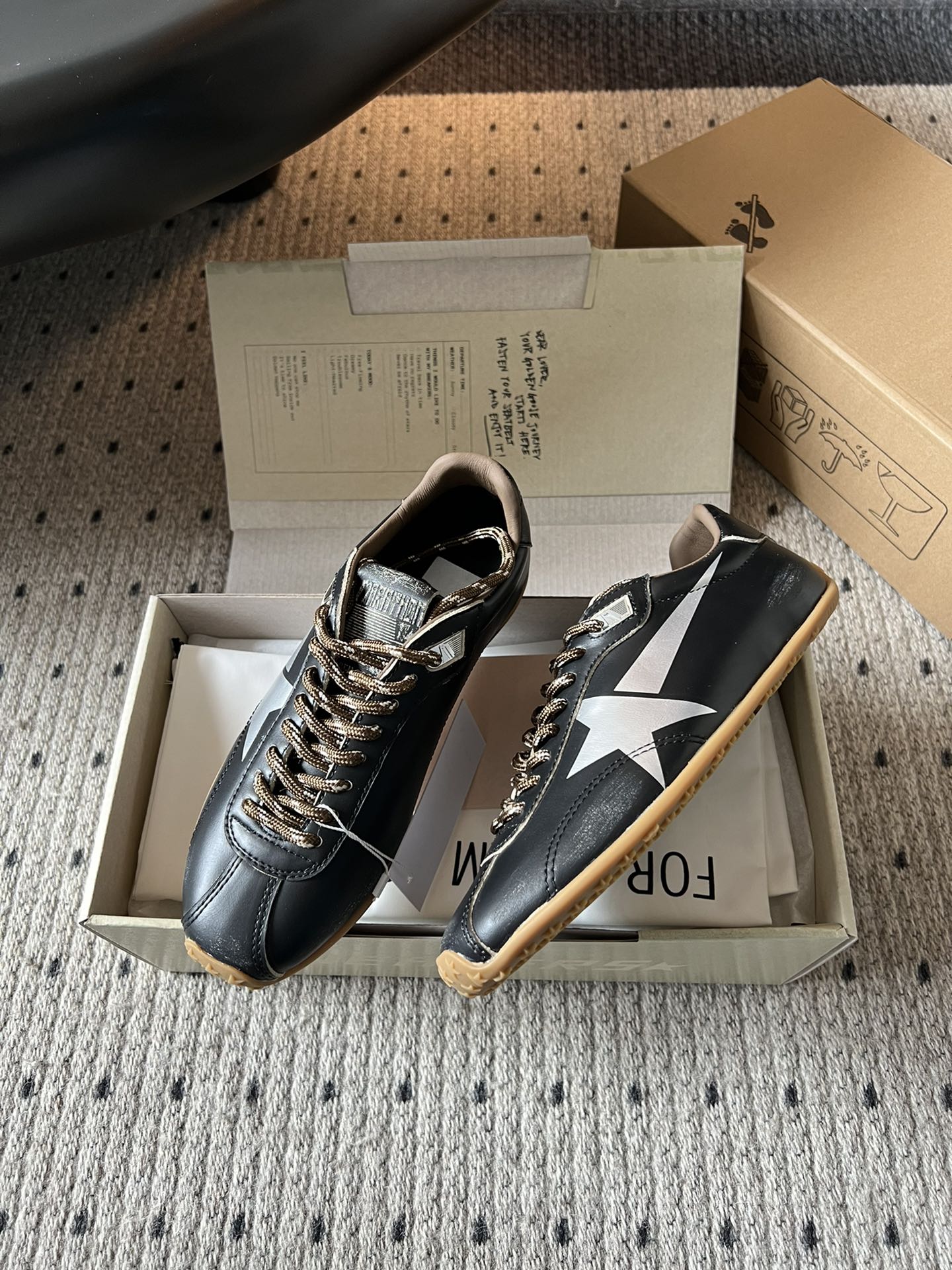 Golden Goose Marathon Leather Sneakers - Lightweight & Breathable 4 i1758353234 7789 2