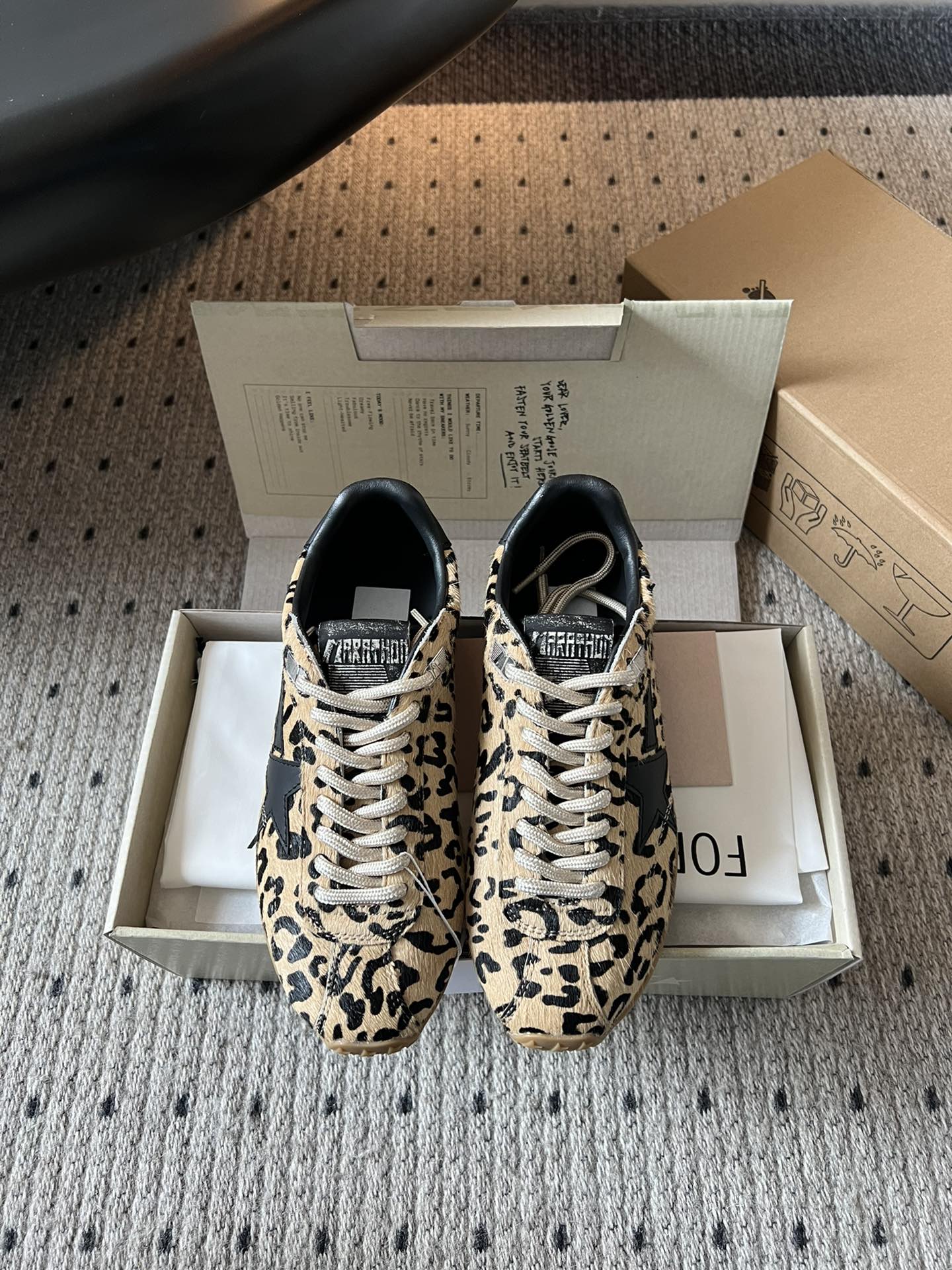 Golden Goose Marathon Sneakers: Retro Style, Modern Comfort - Size 35-44 2 i1758353536 6921 0