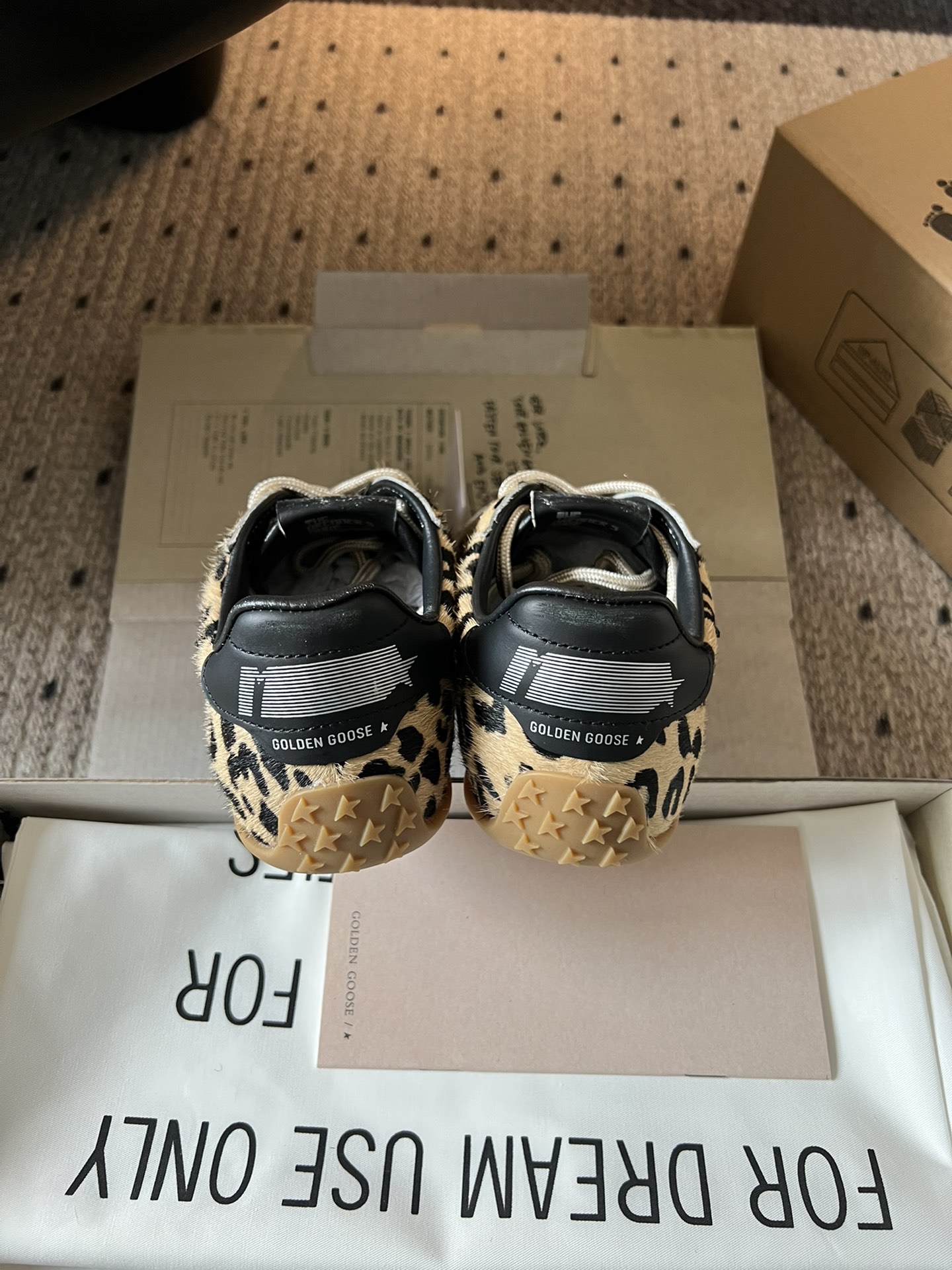 Golden Goose Marathon Sneakers: Retro Style, Modern Comfort - Size 35-44 8 i1758353536 7947 6