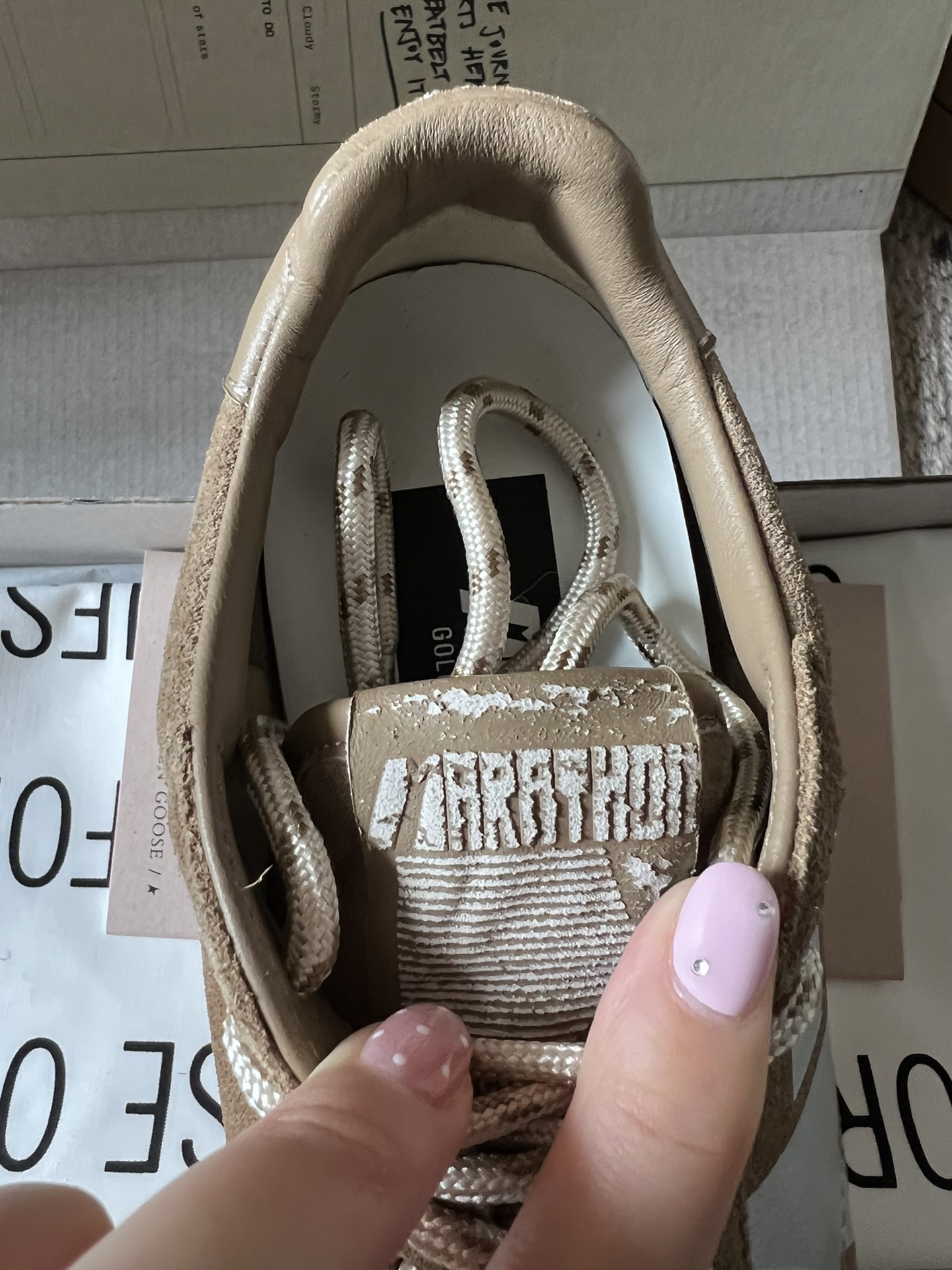 Golden Goose Marathon Leather Sneakers: Retro Style & Modern Comfort 7 i1758353571 4861 5