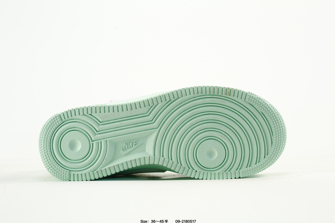 💰185
✅Abush x Nk Air Force 1‘07 ow S 空军一号联名标志性的Swoosh延伸至鞋跟之外 鞋舌和鞋垫上印有ABUSH品牌标志 整体简约大气
货号:V3464-200
尺码:36 36.5 37.5 38 38.5 39 40 40.5 41 42 42.5 43 44 45
编码：09-2180517