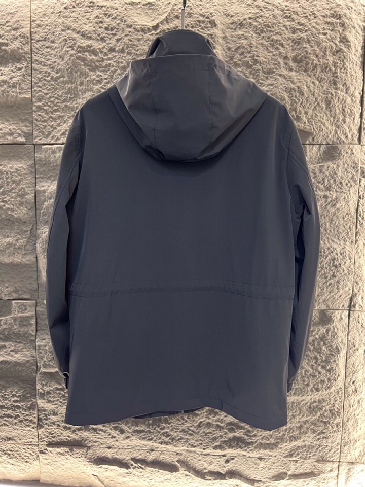 Burberry 巴宝莉2025ss 秋冬新品男士休闲隐藏式防风帽连帽风衣外套， 高奢内敛低调，轻松驾驭