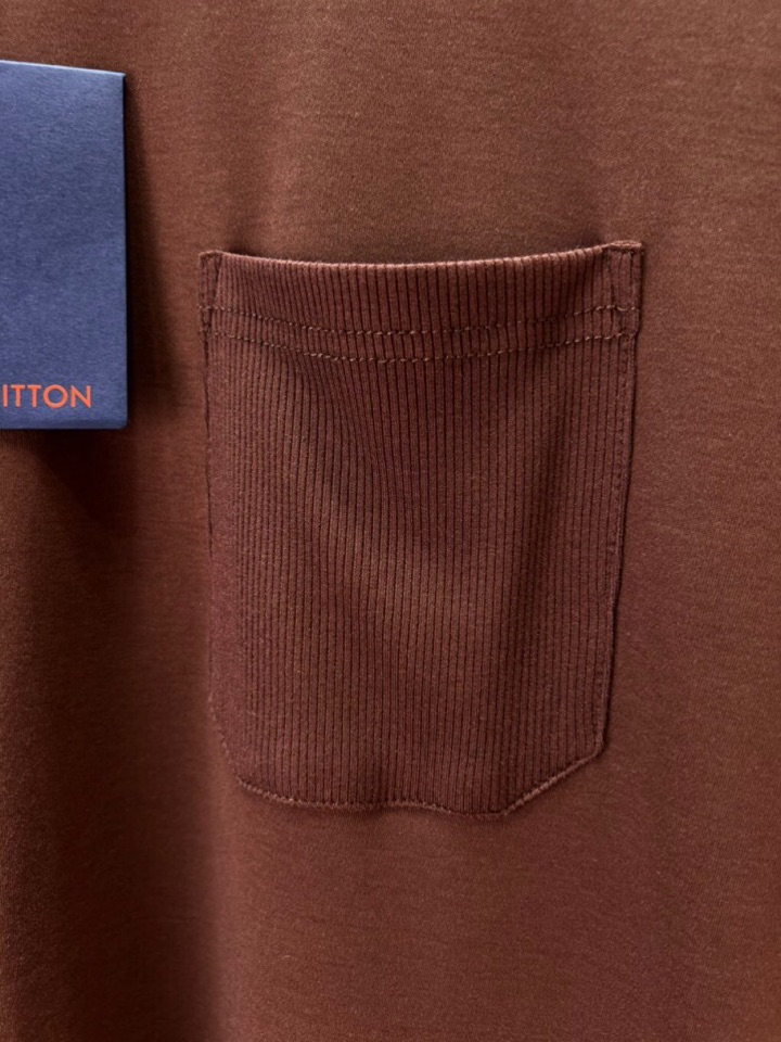 Louis Vuitton 路易威登 LV 驴牌2025春夏新品短袖圆领T恤，原版印花刺绣字母Logo，