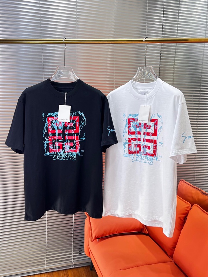 Givenchy 纪梵希2025春夏新品短袖圆领T恤，原版印花刺绣字母Logo，三标齐 帅气时尚，简约百