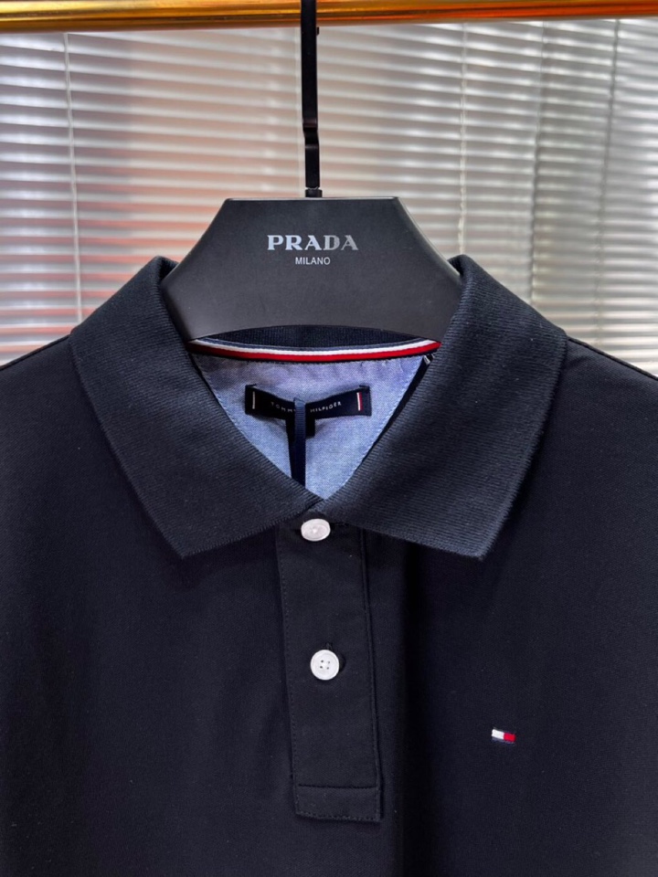 Tommy 25ss春夏新款翻领T恤Polo衫，舒适细腻带来极佳的亲肤感，同时吸湿透气，方便打理。精工螺
