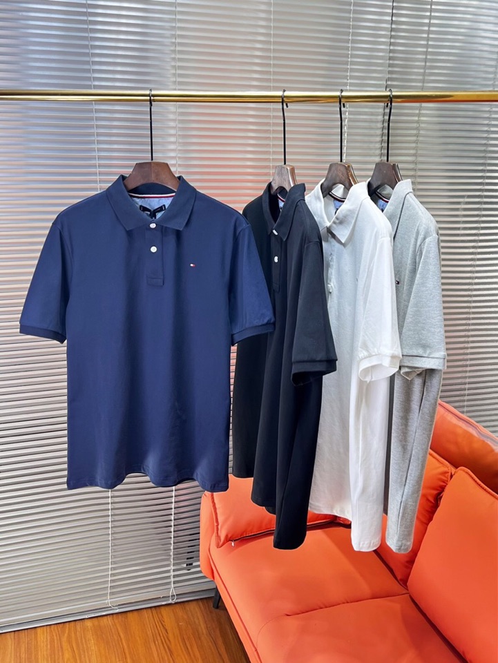 Tommy 25ss春夏新款翻领T恤Polo衫，舒适细腻带来极佳的亲肤感，同时吸湿透气，方便打理。精工螺