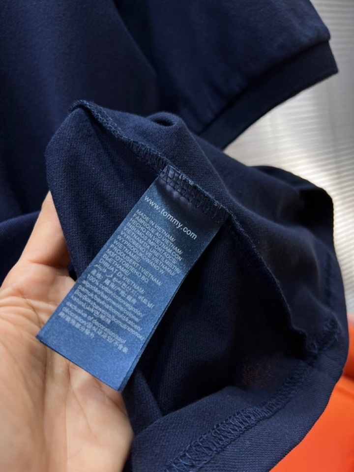 Tommy 25ss春夏新款翻领T恤Polo衫，舒适细腻带来极佳的亲肤感，同时吸湿透气，方便打理。精工螺