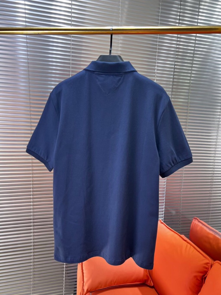 Tommy 25ss春夏新款翻领T恤Polo衫，舒适细腻带来极佳的亲肤感，同时吸湿透气，方便打理。精工螺