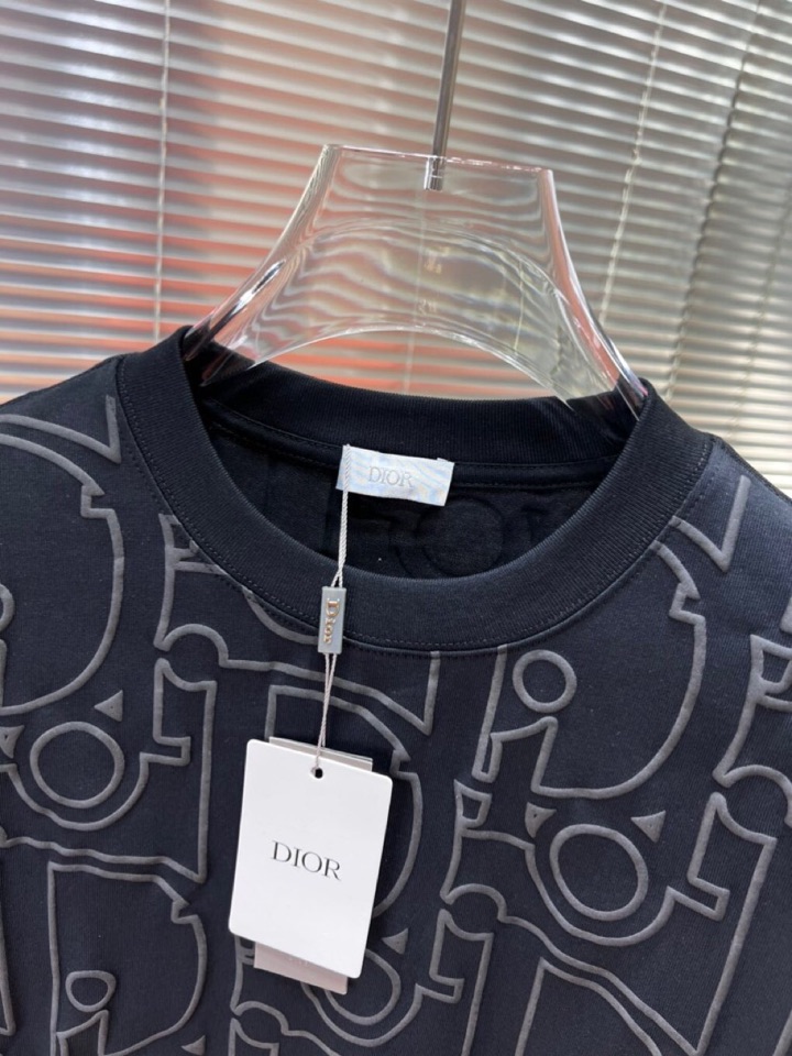 Dior 迪奥2025新款圆领长袖T恤，男女同款情侣款，数码植绒发泡字母logo·定制280克重纯棉面料