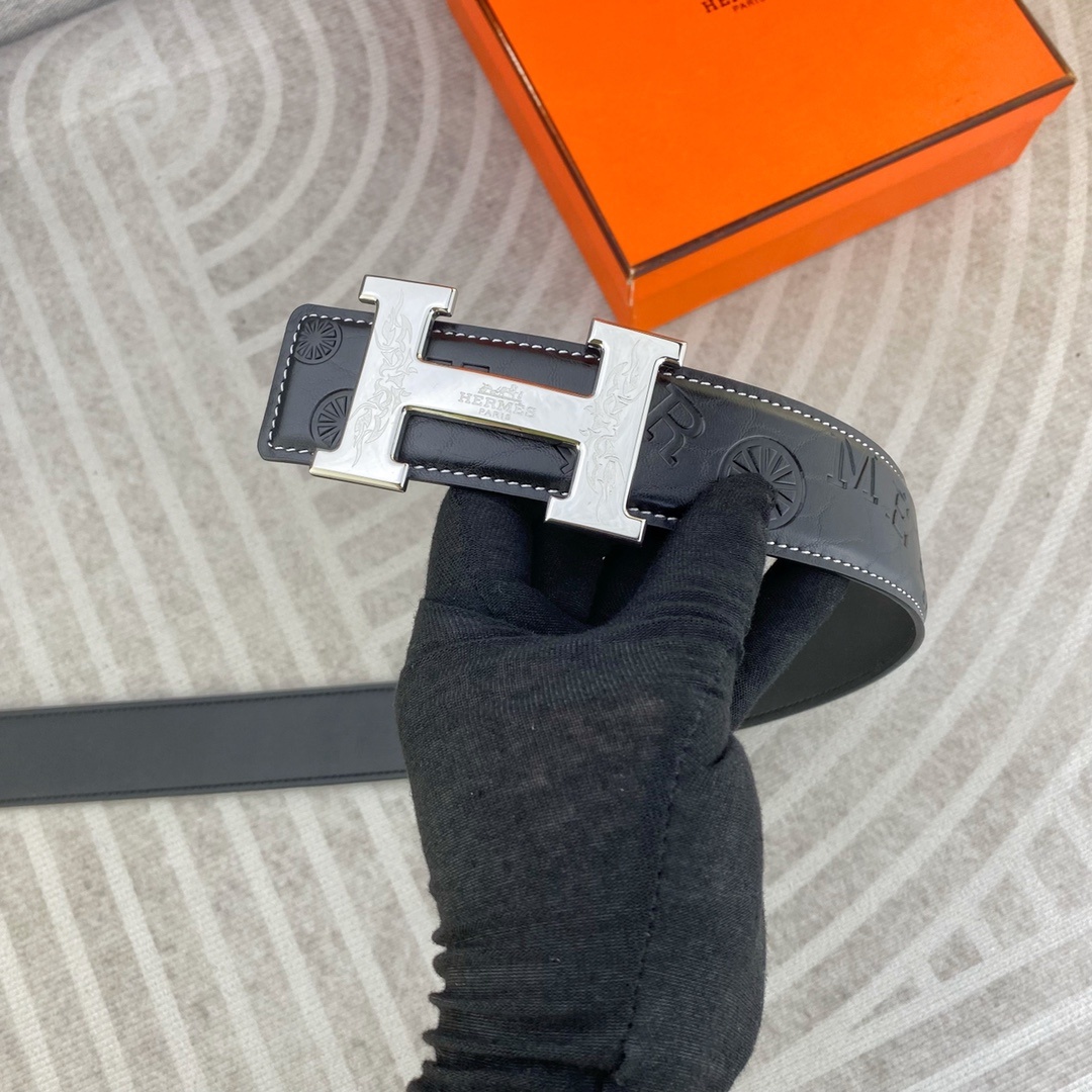 爱马仕💕 特种皮腰带系列 ,原厂五金精品不锈钢扣,手感柔软舒适 宽3.8CM。