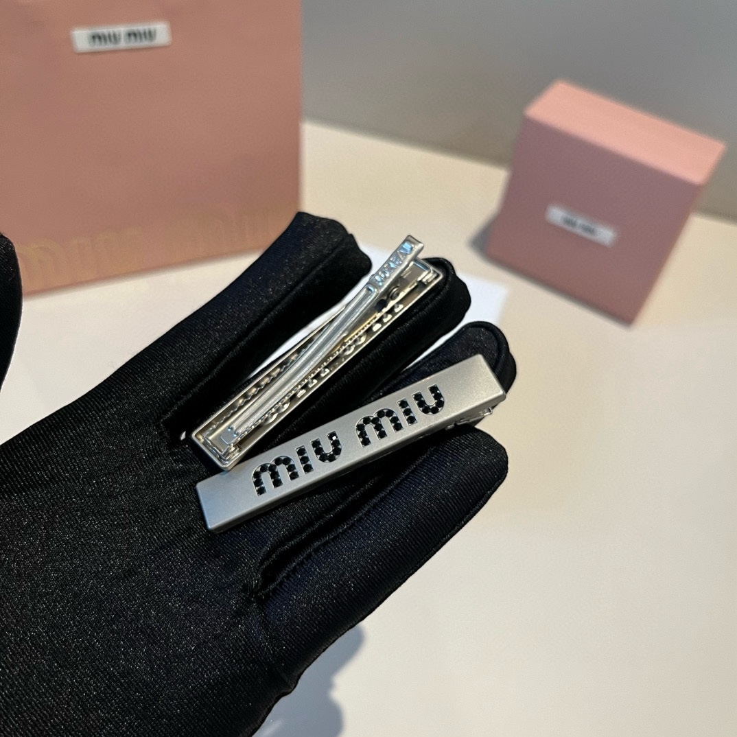 🆕（单个）miumiu缪缪新款发夹