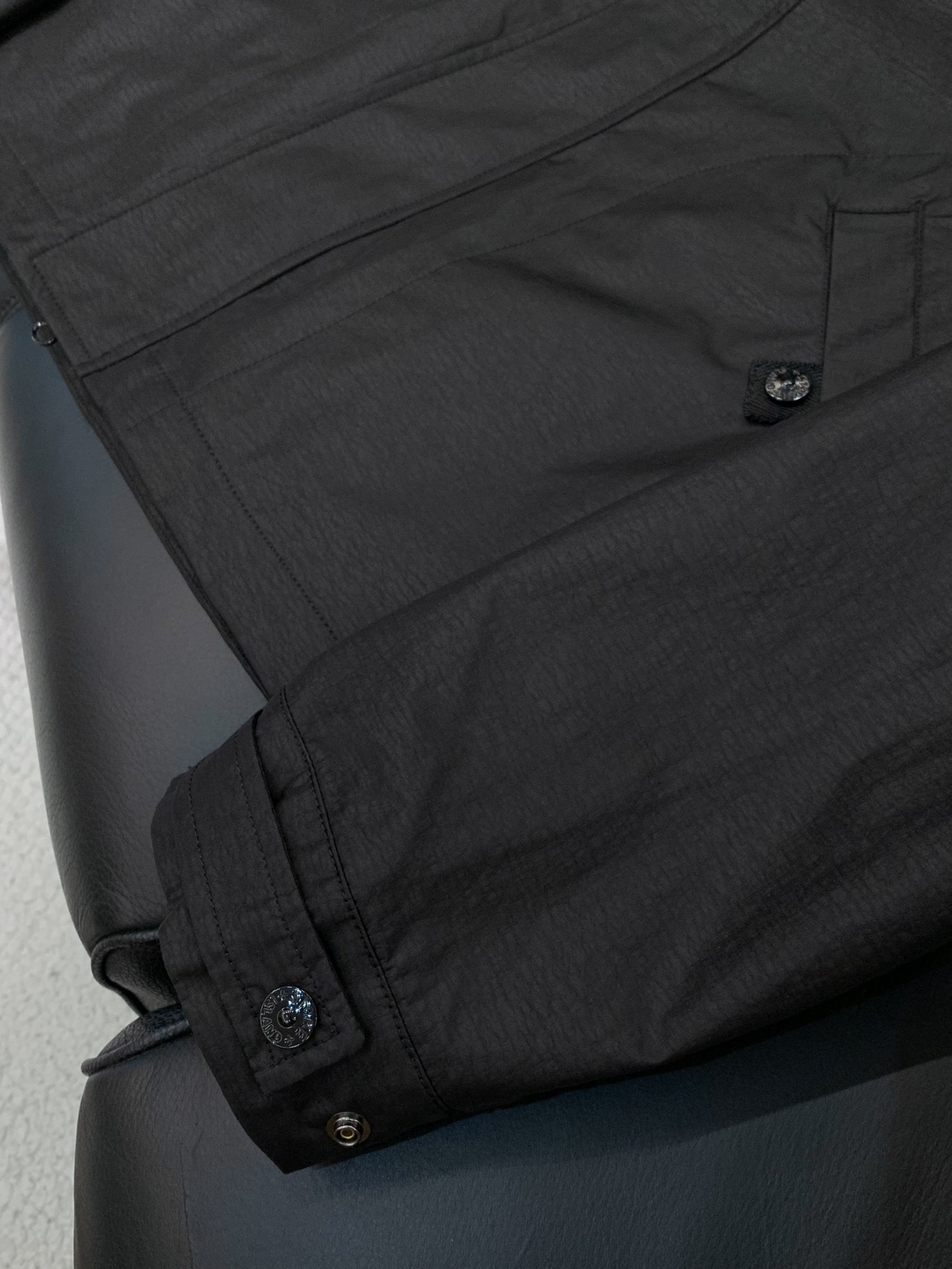 ，Stone Island 石头岛，2025秋季最新款，专柜同步有售，原单狠货，爆款时尚休闲连帽外套，进