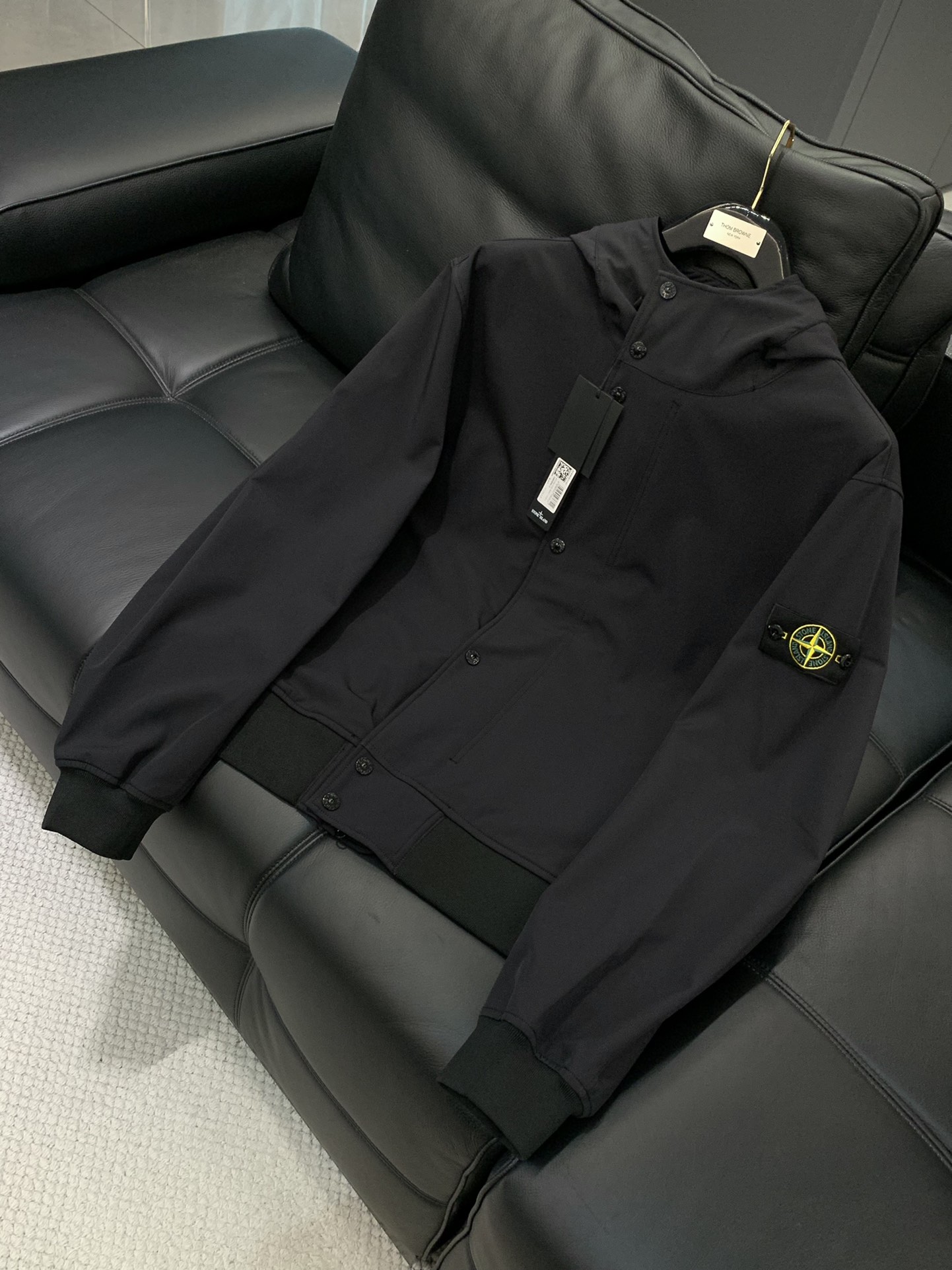 ，Stone Island 石头岛，2025秋季最新款，专柜同步有售，原单狠货，爆款时尚休闲连帽外套，进