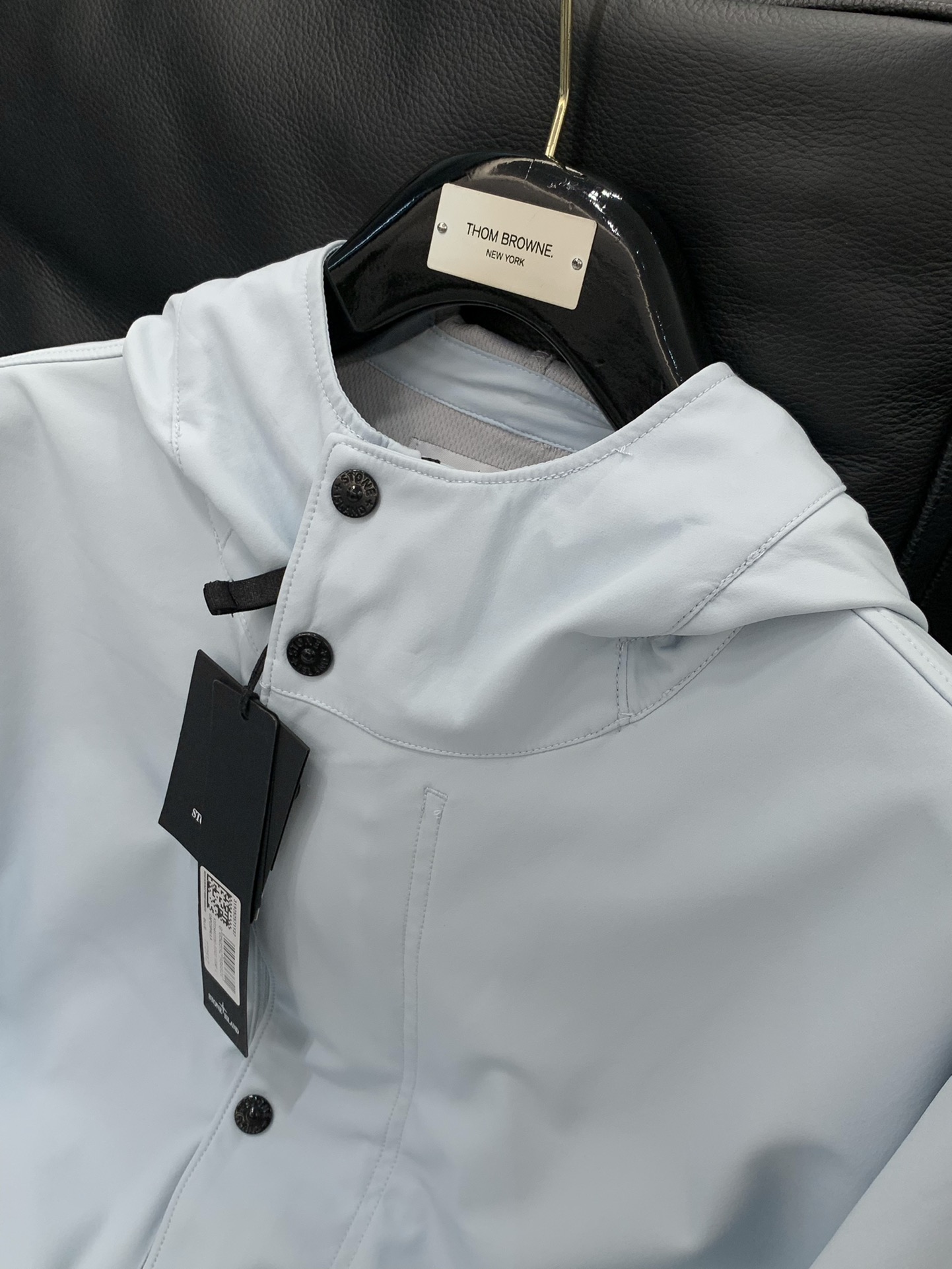 ，Stone Island 石头岛，2025秋季最新款，专柜同步有售，原单狠货，爆款时尚休闲连帽外套，进