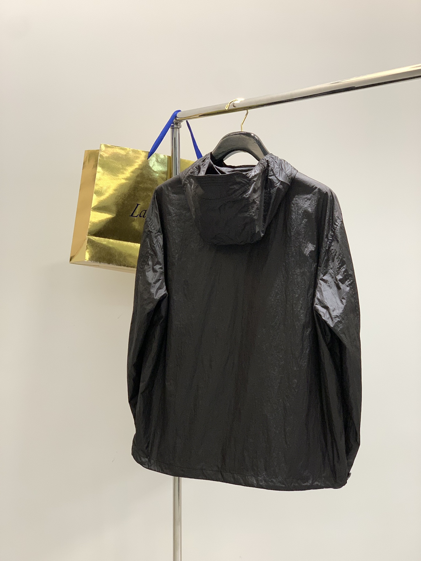 ，C.P.ComPany 意大利时尚品牌，2025秋季最新品，CP意大利机能潮牌鼻祖，专柜同步有售，原单