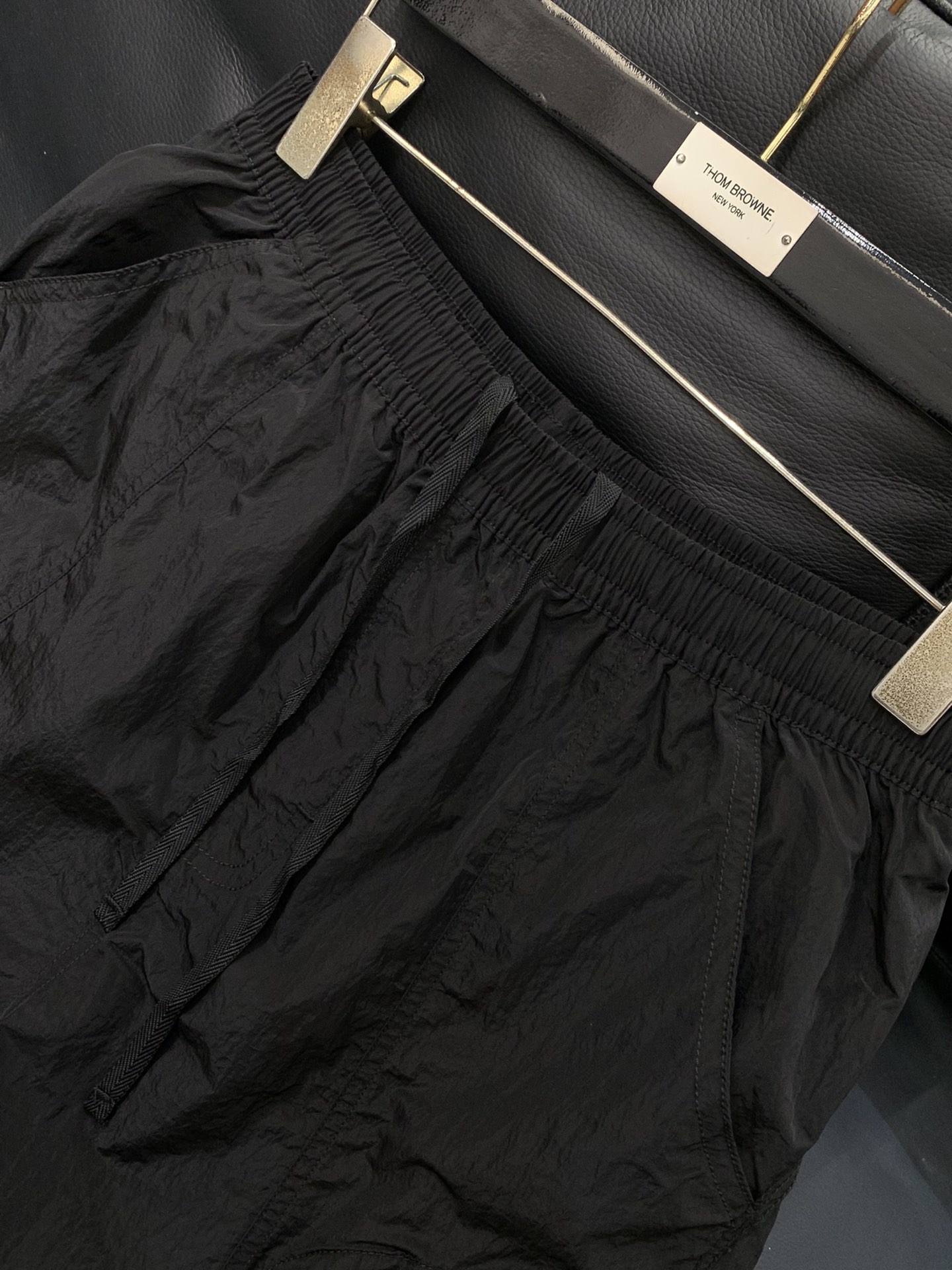 ，Stone Island石头岛，2025秋季最新款，专柜同步有售，原单狠货，爆款时尚休闲裤，进口原版面