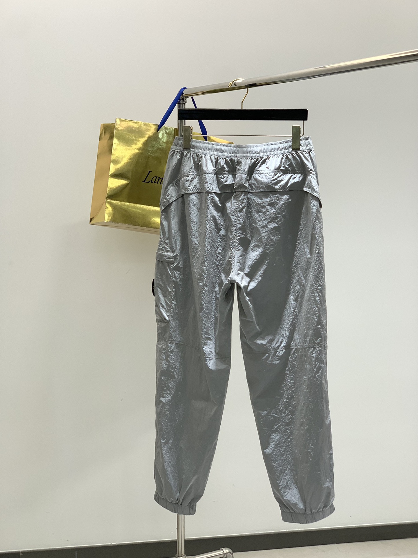 ，Stone Island石头岛，2025秋季最新款，专柜同步有售，原单狠货，爆款时尚休闲裤，进口原版面