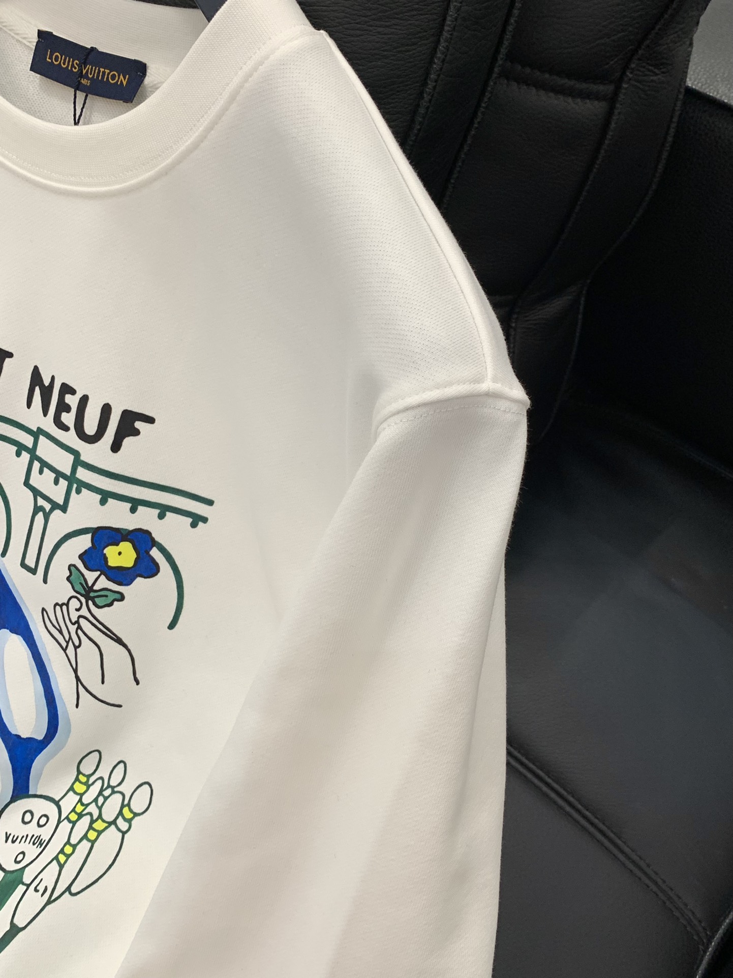 ，LouisVuitton 路易威登，2025秋季最新款，专柜同步有售，原单狠货，时尚休闲圆领长袖卫衣，