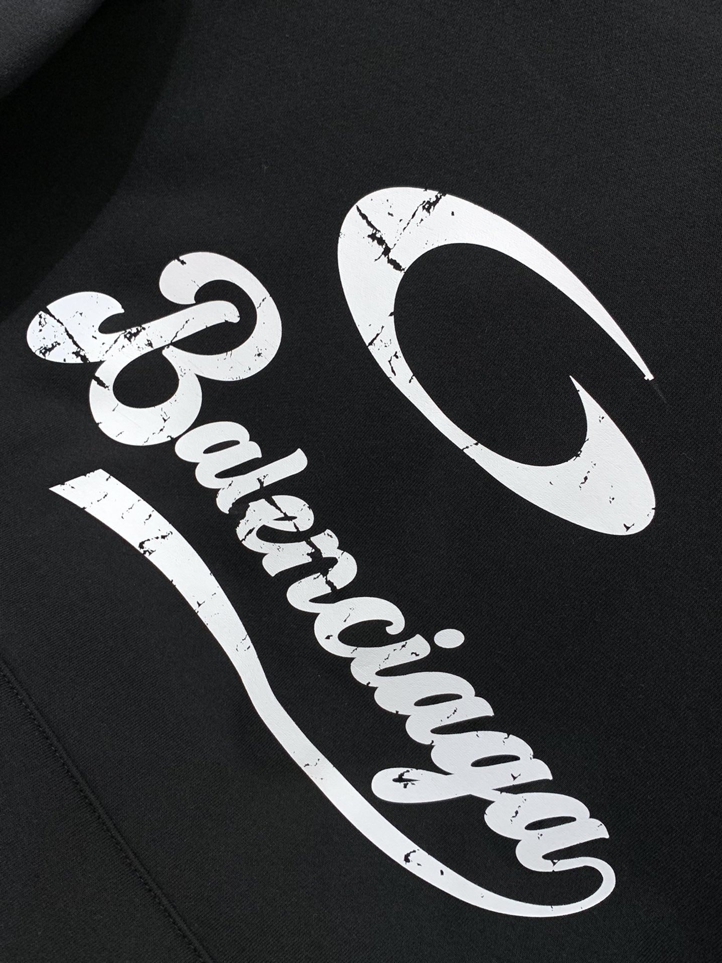 ，Balenciaga 巴黎世家，2025秋季最新款，专柜同步有售，原单狠货，爆款时尚休闲连帽卫衣，进口