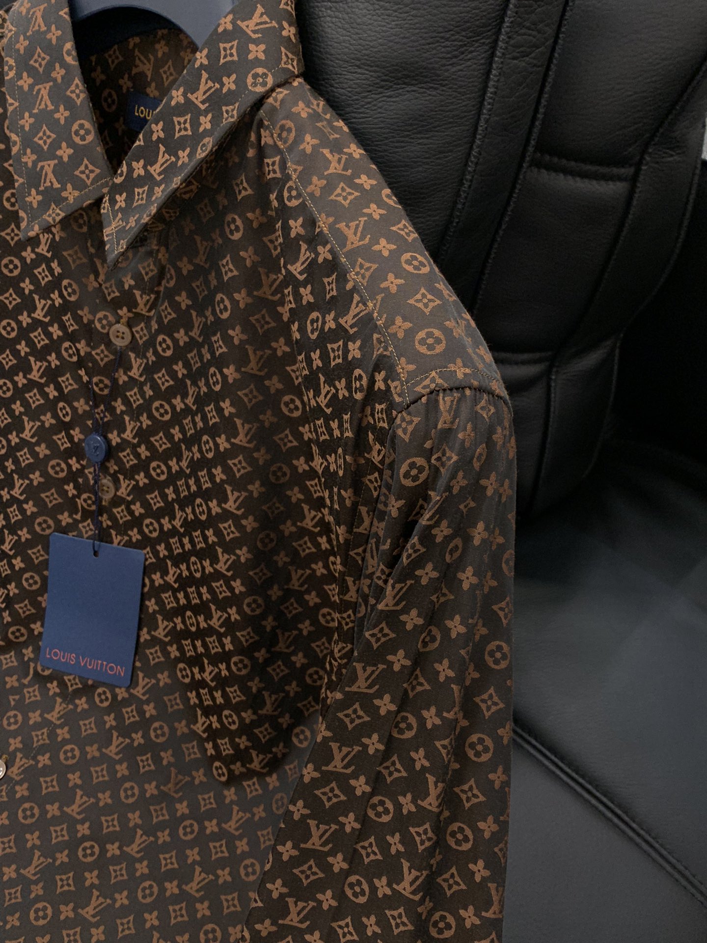 ，LouisVuitton 路易威登，2025秋季最新款，专柜同步有售，原单狠货，时尚休闲长袖衬衫，上身