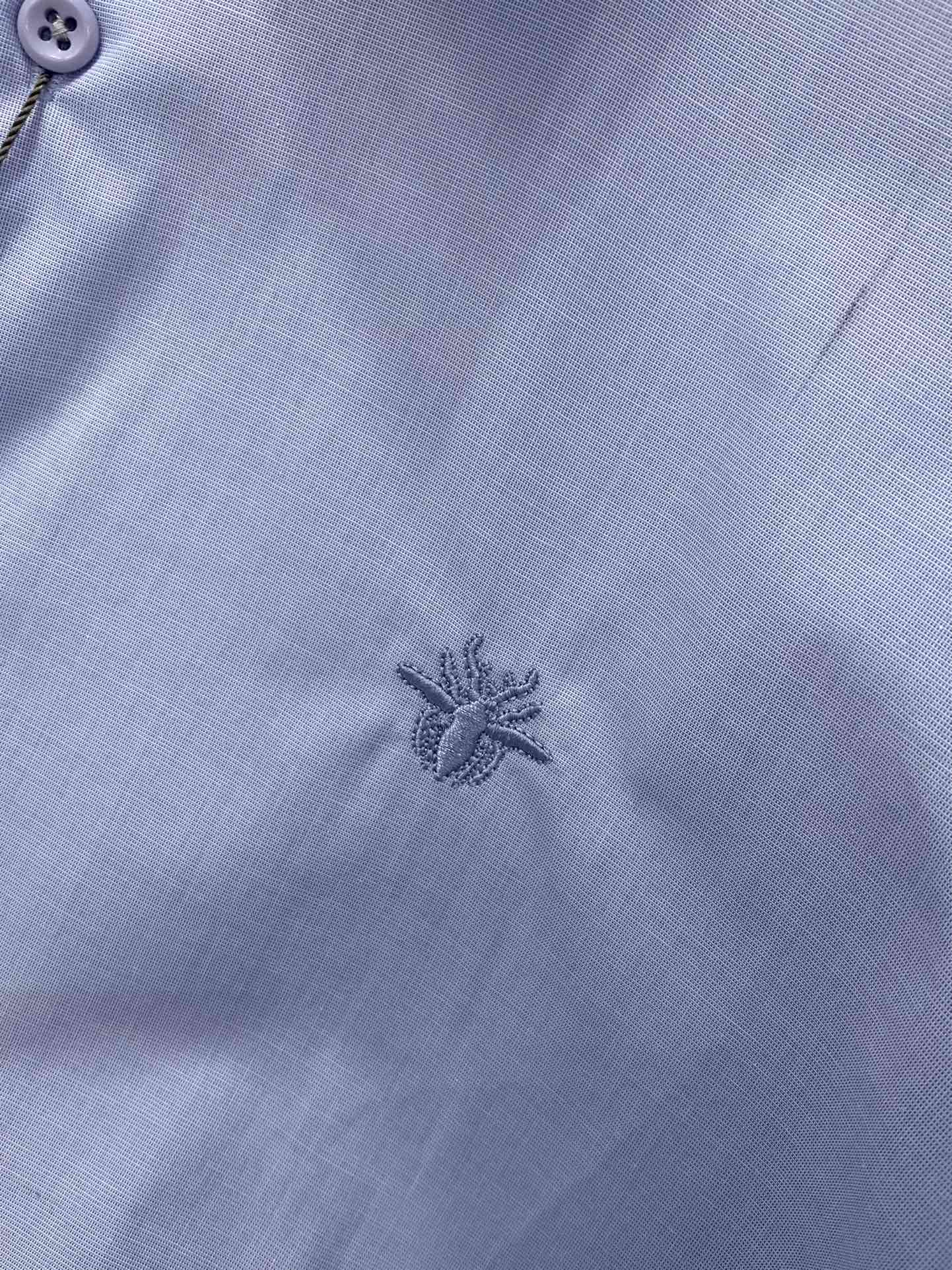 ，Dior 迪奥， 2025秋季新品，专柜同步有售，简约时尚休闲长袖衬衫，原版进口面料，舒适透气，精致刺