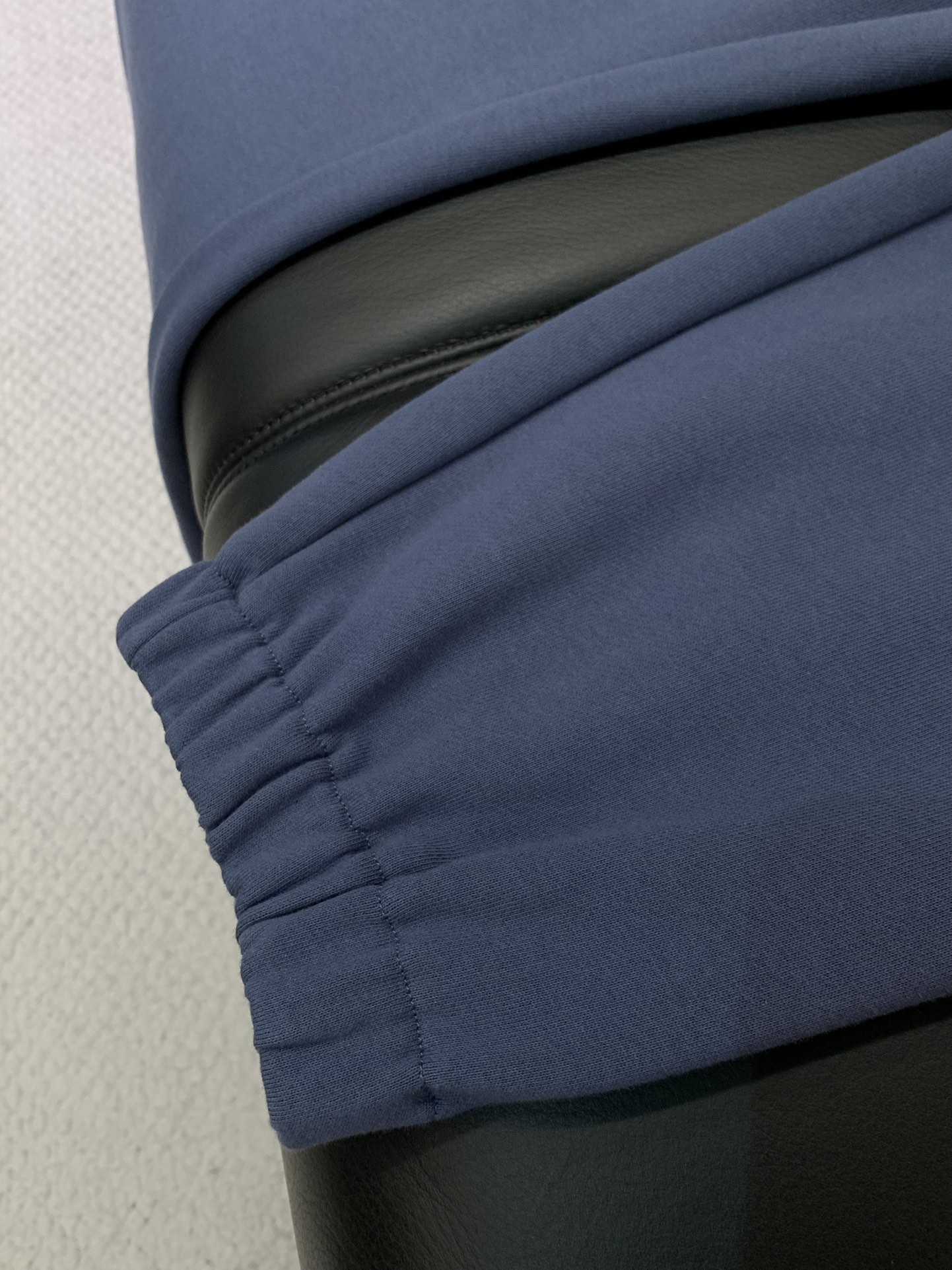 ，Stone Island石头岛，2025秋季最新款，专柜同步有售，原单狠货，爆款时尚休闲裤，进口原版面