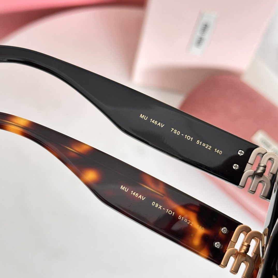 ‼️MIU MI*🎀🎀🎀 MODEL: MU146AV🎀🎀🎀SIZE：51口22-140🎀🎀🎀