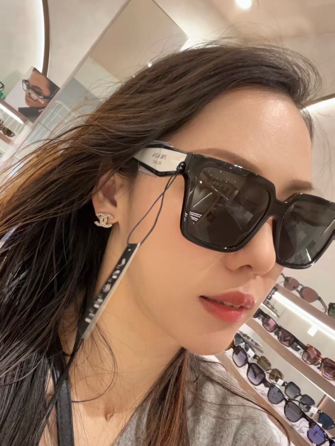 ‼️ 模特图 PRADA✨✨✨MODEL：SPR24Z✨✨✨SIZE：56口18-145✨✨✨