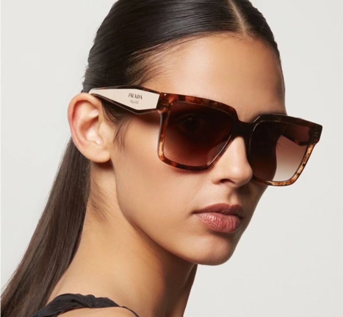 ‼️ 模特图 PRADA✨✨✨MODEL：SPR24Z✨✨✨SIZE：56口18-145✨✨✨