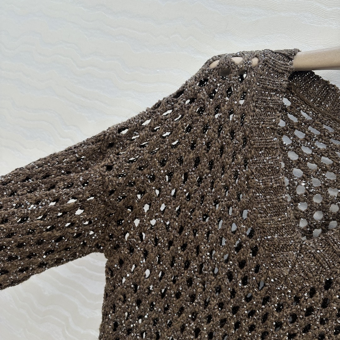 独家首发🍒高端原单品质！行走的高定 BC高智感穿搭！超重工的刺绣闪耀珠片钩花V领毛衣⚠️徳国进口机打造编