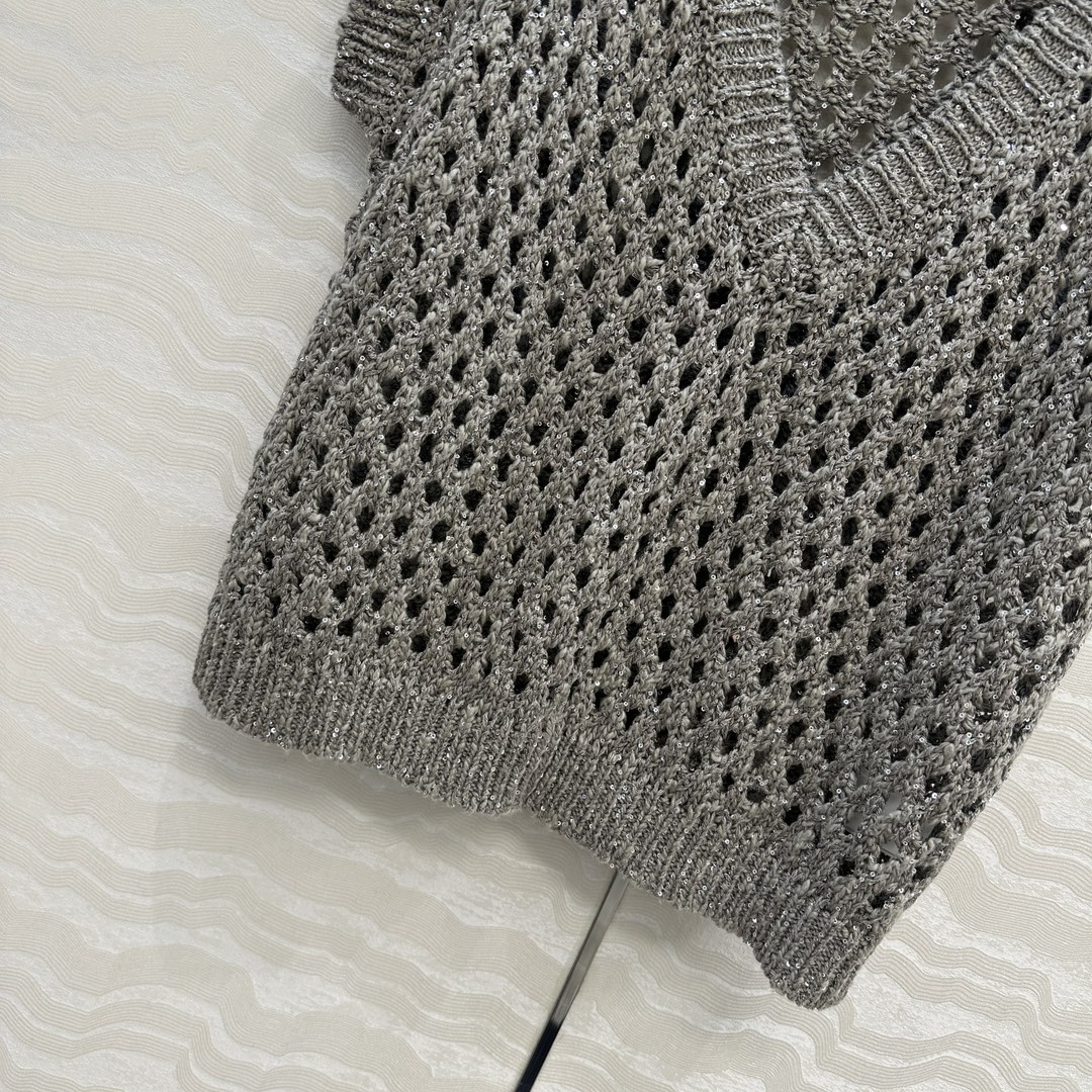 独家首发🍒高端原单品质！行走的高定 BC高智感穿搭！超重工的刺绣珠片钩花V领马甲，叠搭神器⚠️徳国进口机