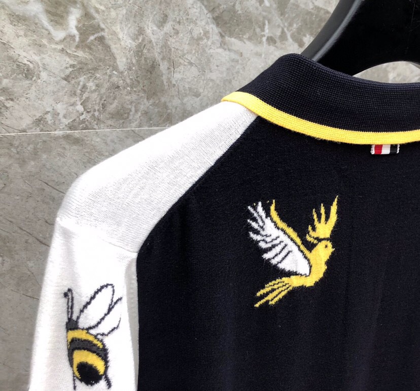 THOM BROWNE 汤姆布朗 TB重工小鸟蜜蜂🐝翻领T恤针织POLO衫，男女同款情侣款\n码数：1-