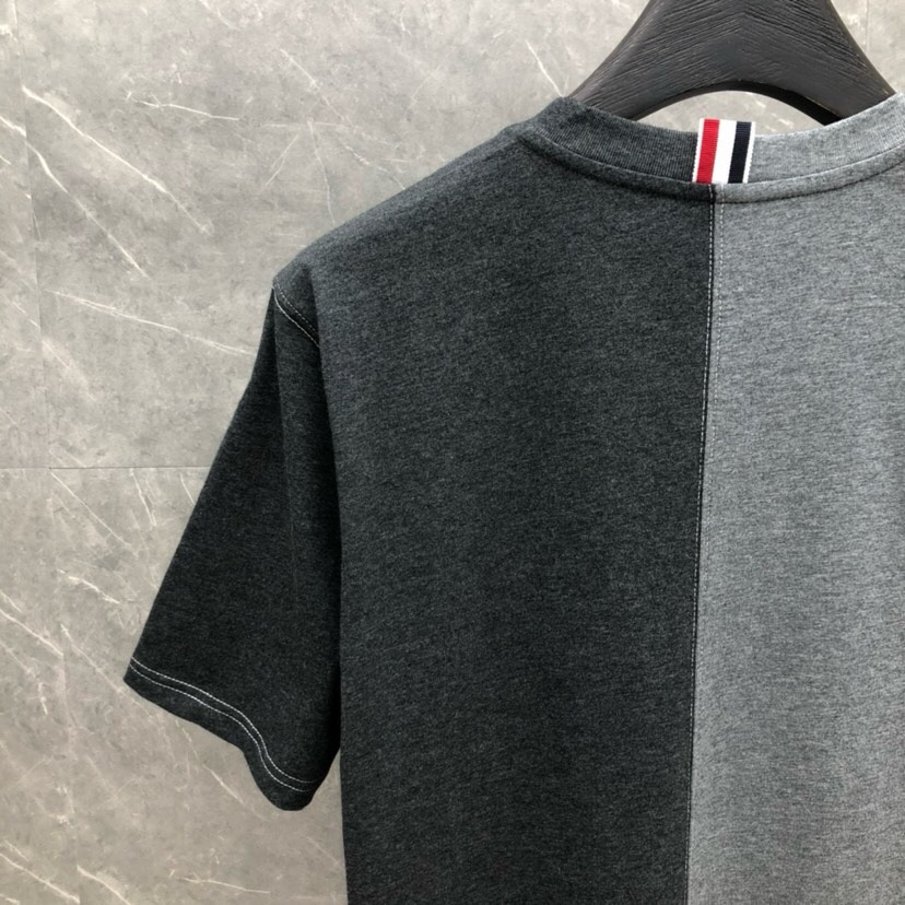 THOM BROWNE 汤姆布朗 TB双拼色明线开衩纯棉短袖圆领T恤 男女同款情侣款\n码数：1-5 颜