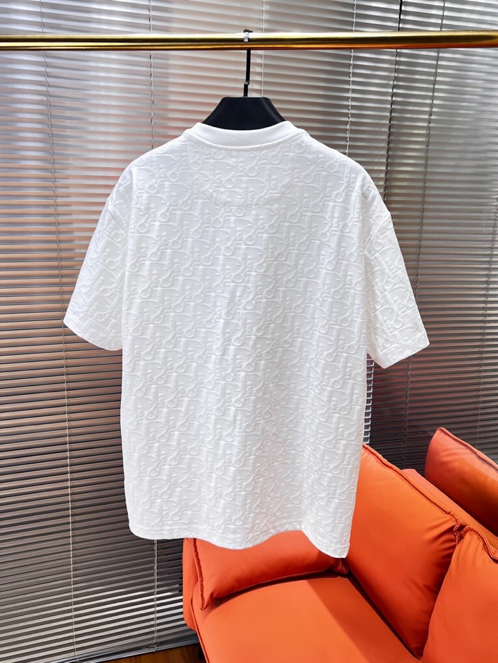 Dior 迪奥满印提花短袖圆领套装，采用80支双股100%精梳长绒棉，双龙头大提花机，非常非常立体的提花