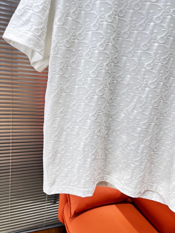 Dior 迪奥满印提花短袖圆领套装，采用80支双股100%精梳长绒棉，双龙头大提花机，非常非常立体的提花