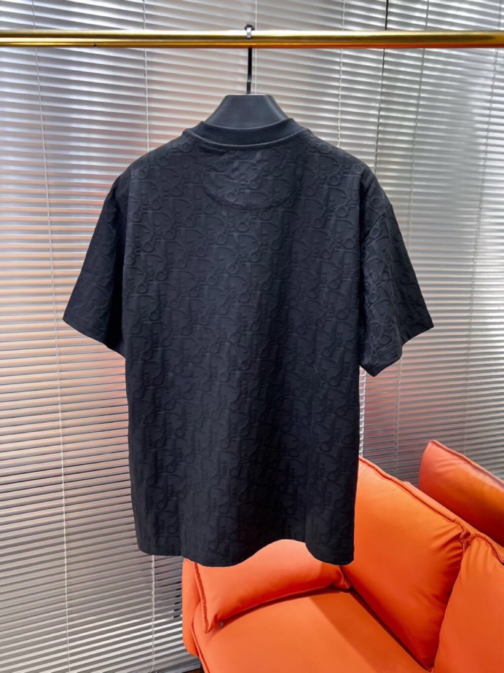 Dior 迪奥满印提花短袖圆领套装，采用80支双股100%精梳长绒棉，双龙头大提花机，非常非常立体的提花