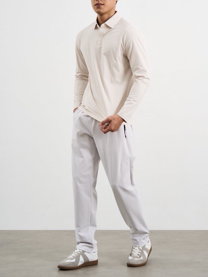 Descente迪桑特GOLF同款系列翻领长袖T恤，180克重杜邦索罗娜棉感材质，进口户外面料。以针织的