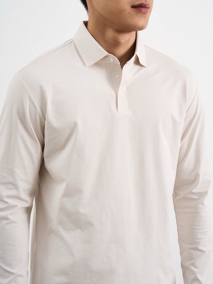 Descente迪桑特GOLF同款系列翻领长袖T恤，180克重杜邦索罗娜棉感材质，进口户外面料。以针织的