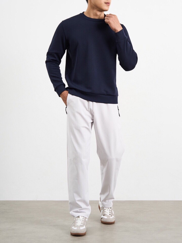 descente 迪桑特2025秋冬Essential系列。350克重，派克空气棉材质。采用lulule