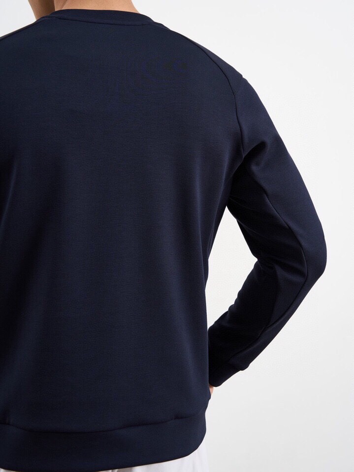 descente 迪桑特2025秋冬Essential系列。350克重，派克空气棉材质。采用lulule