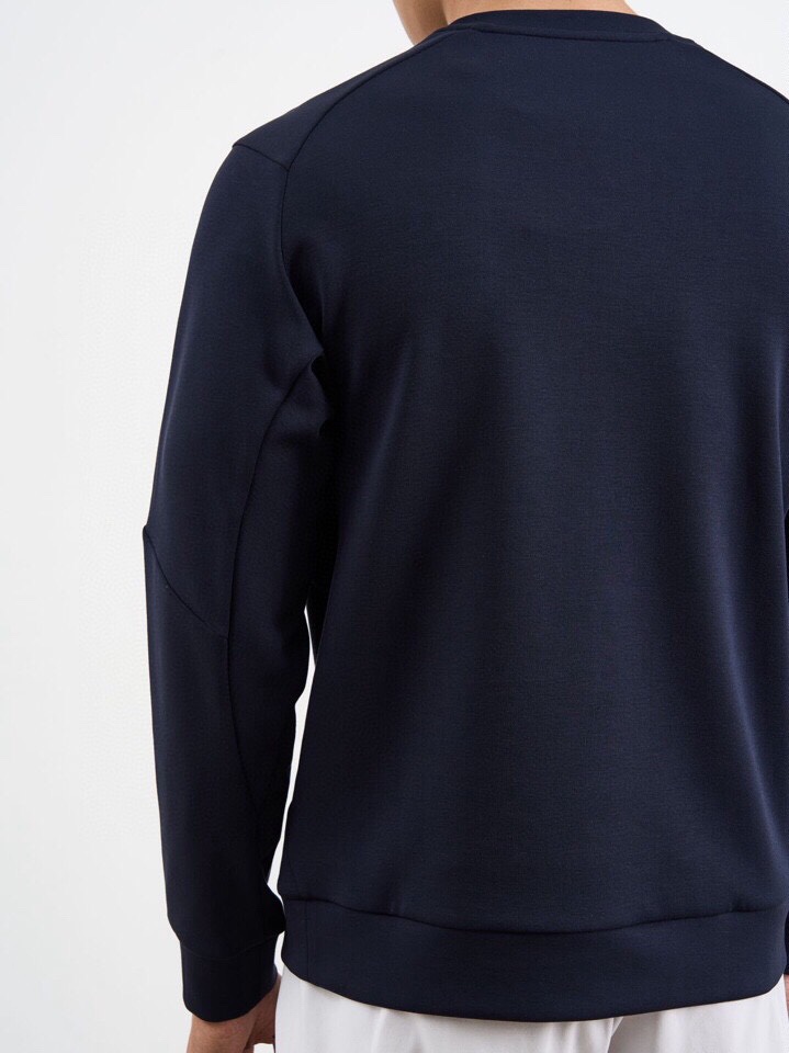 descente 迪桑特2025秋冬Essential系列。350克重，派克空气棉材质。采用lulule