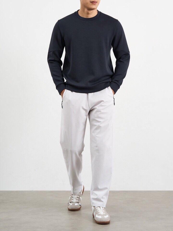 descente 迪桑特2025秋冬Essential系列。350克重，派克空气棉材质。采用lulule