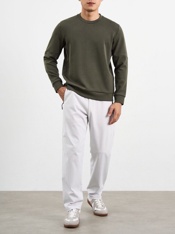 descente 迪桑特2025秋冬Essential系列。350克重，派克空气棉材质。采用lulule