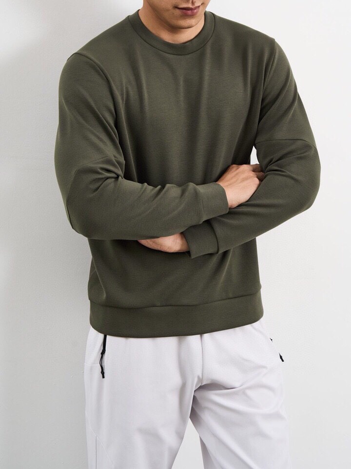 descente 迪桑特2025秋冬Essential系列。350克重，派克空气棉材质。采用lulule