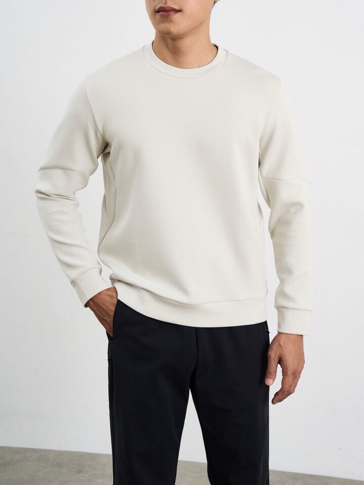 descente 迪桑特2025秋冬Essential系列。350克重，派克空气棉材质。采用lulule