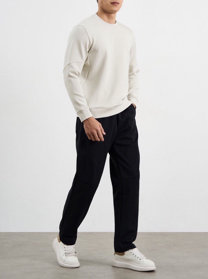 descente 迪桑特2025秋冬Essential系列。350克重，派克空气棉材质。采用lulule