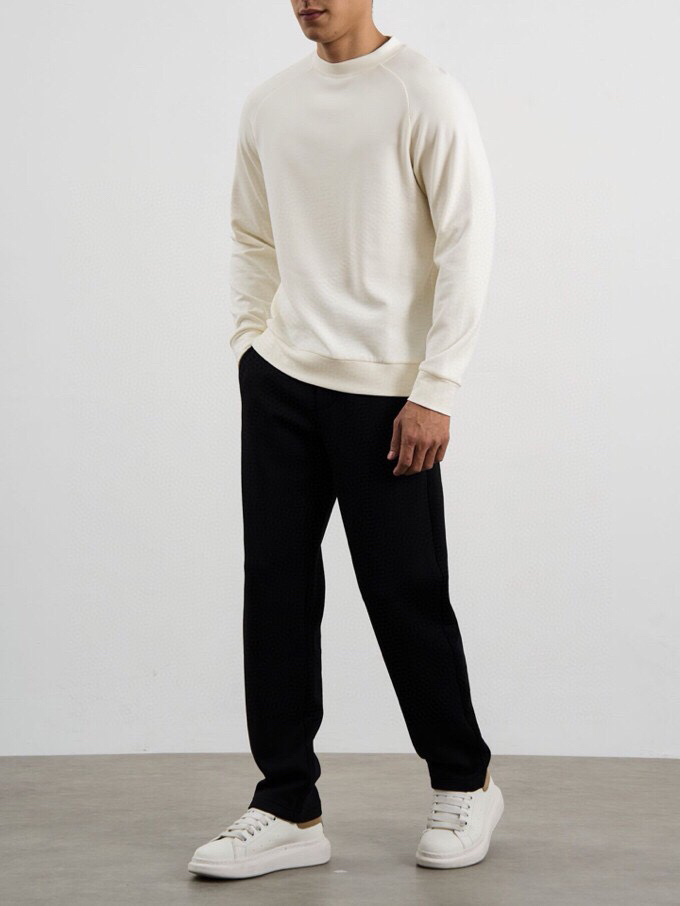 Ermenegildo Zegna 杰尼亚秋冬系列，插肩袖设计卫衣款圆领长袖T恤，320克重双面绒醋酸羊