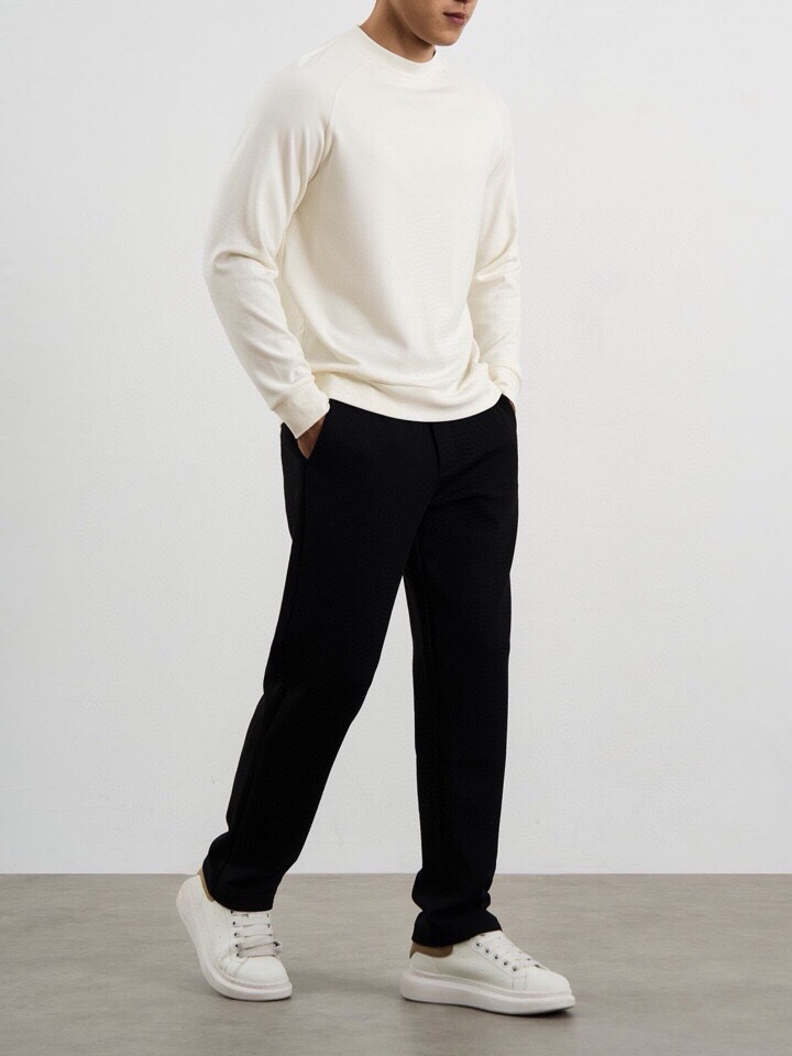 Ermenegildo Zegna 杰尼亚秋冬系列，插肩袖设计卫衣款圆领长袖T恤，320克重双面绒醋酸羊