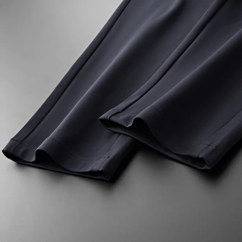 (Arcteryx）始祖鸟简约时尚休闲裤👖身穿着非常舒适 低调不失奢华 穿出去非常有档次,裤型款式和裁剪